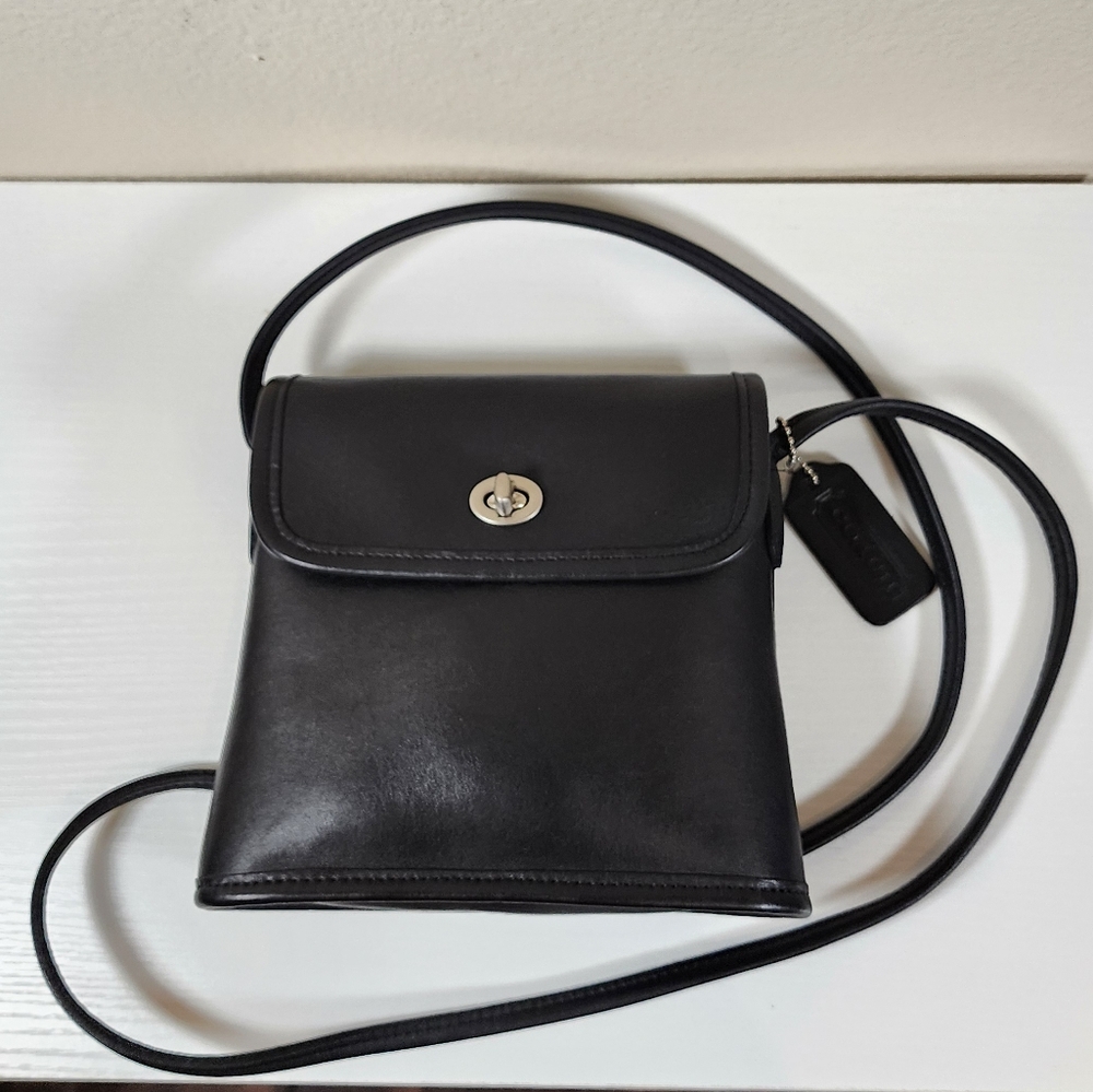 Vintage Coach Tango Flap #9049